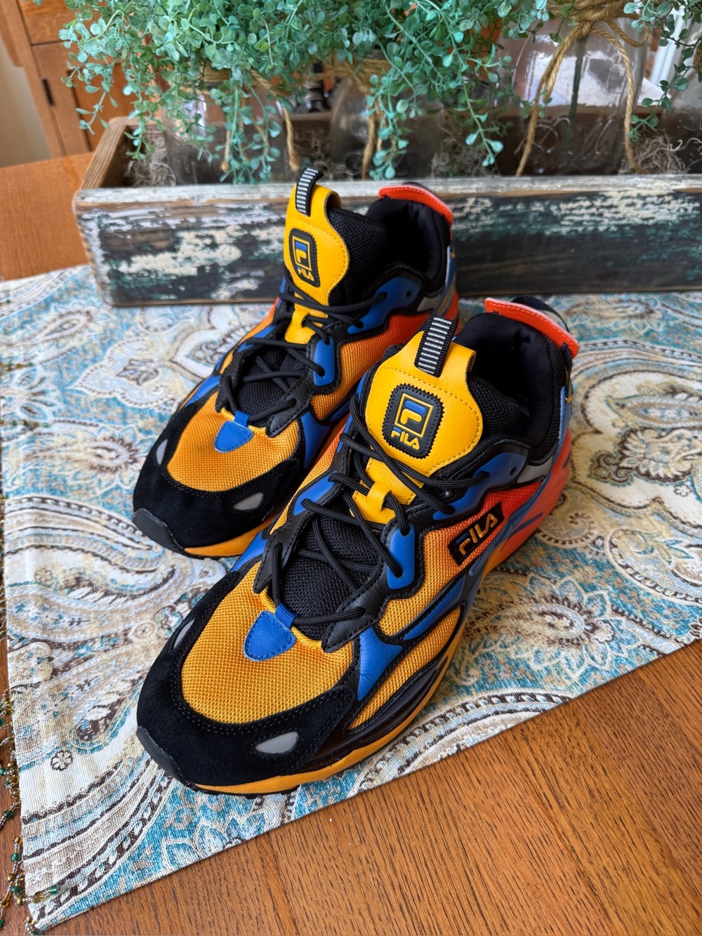 Fila Ray Tracer Chunky Dad Sneakers Colorblock Blue Orange Yellow Size 11.5